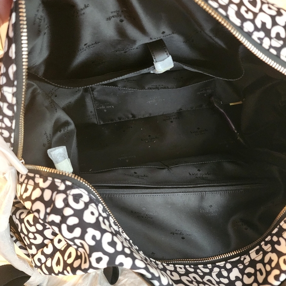 Kate Spade Duffle- snow leopard print - Picture 4 of 4